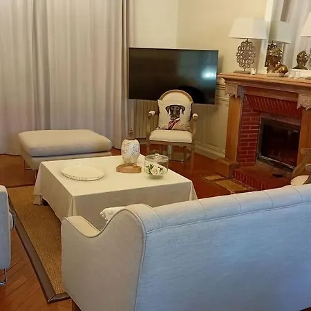La Castel Jeannette Villa